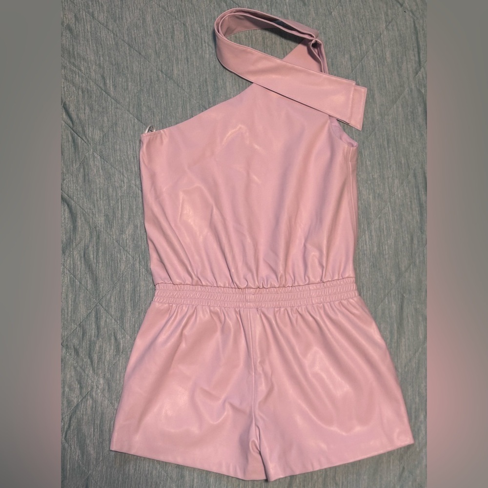 AMANDA UPRICHARD short romper. Size medium. - Picture 6 of 13
